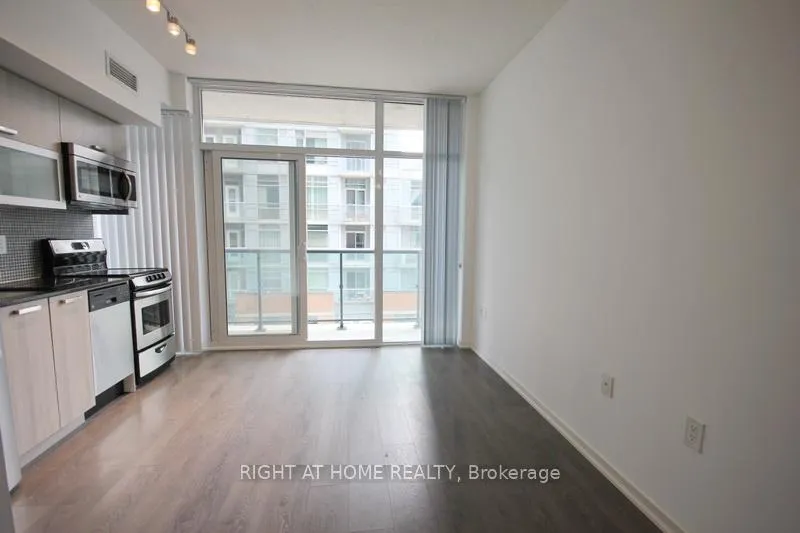 Photo 13 of Unit 831W, 36 Lisgar Street, Toronto, Little Portugal — HOMEH