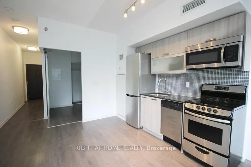 Photo 17 of Unit 831W, 36 Lisgar Street, Toronto, Little Portugal — HOMEH