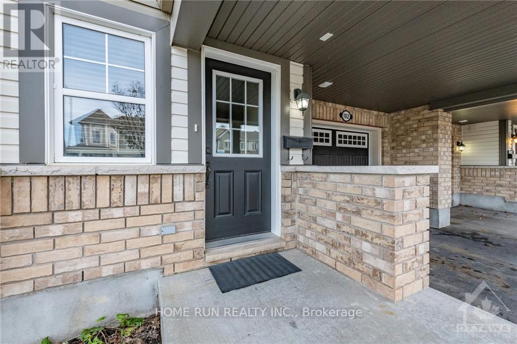 Photo 1 of 102 Sunshine Crescent, Ottawa, Notting Hill/Summerside — HOMEH