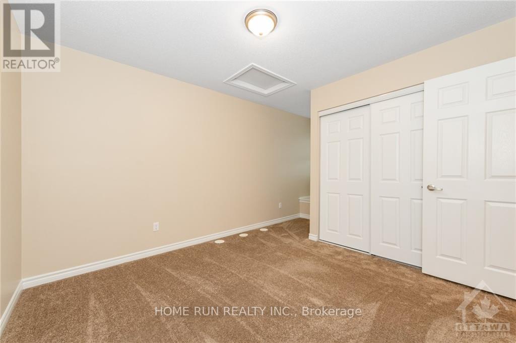 Photo 23 of 102 Sunshine Crescent, Ottawa, Notting Hill/Summerside — HOMEH