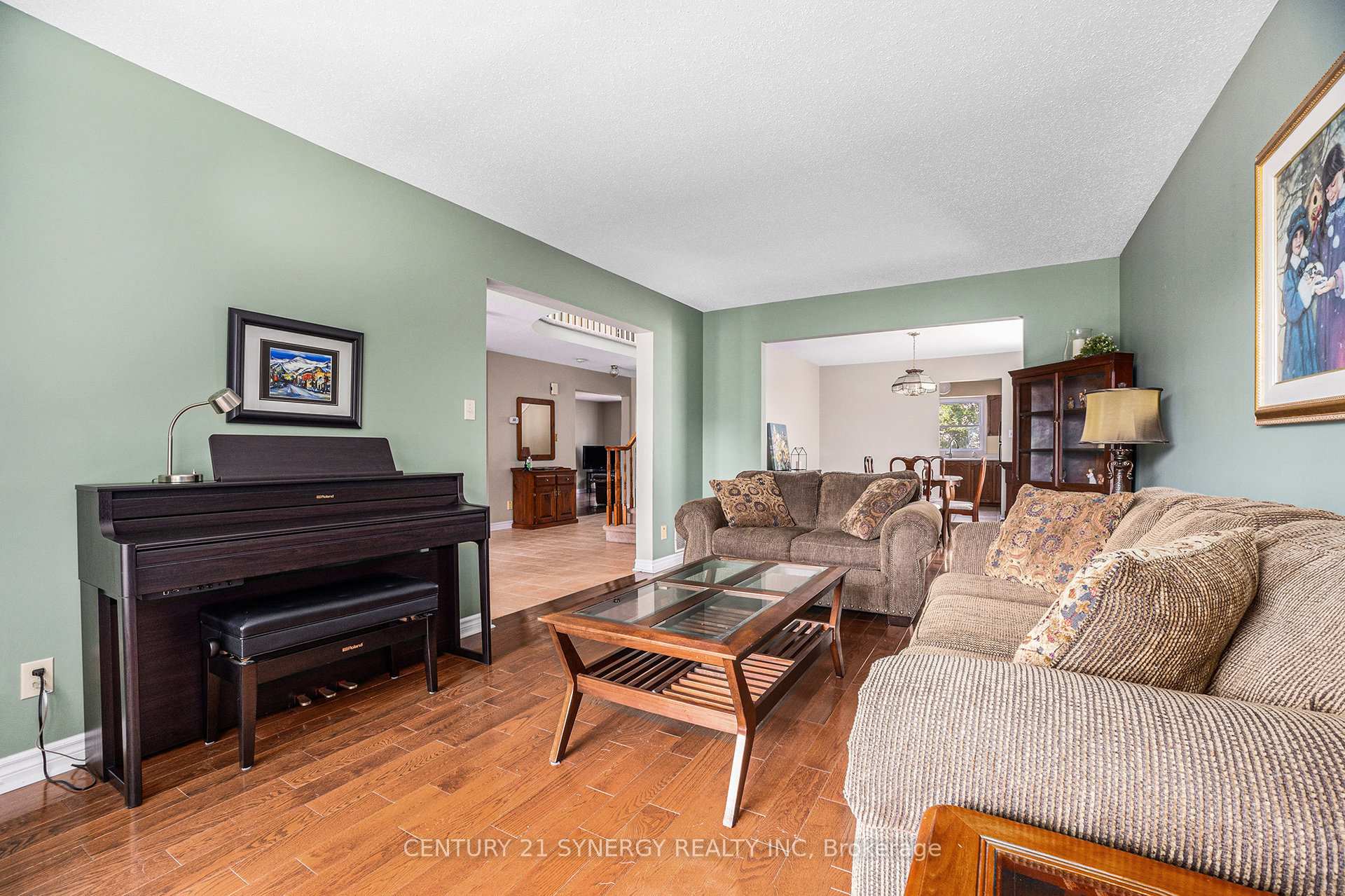 Photo 5 of 1730 Leduc Crescent, Ottawa, Fallingbrook/Pineridge — HOMEH