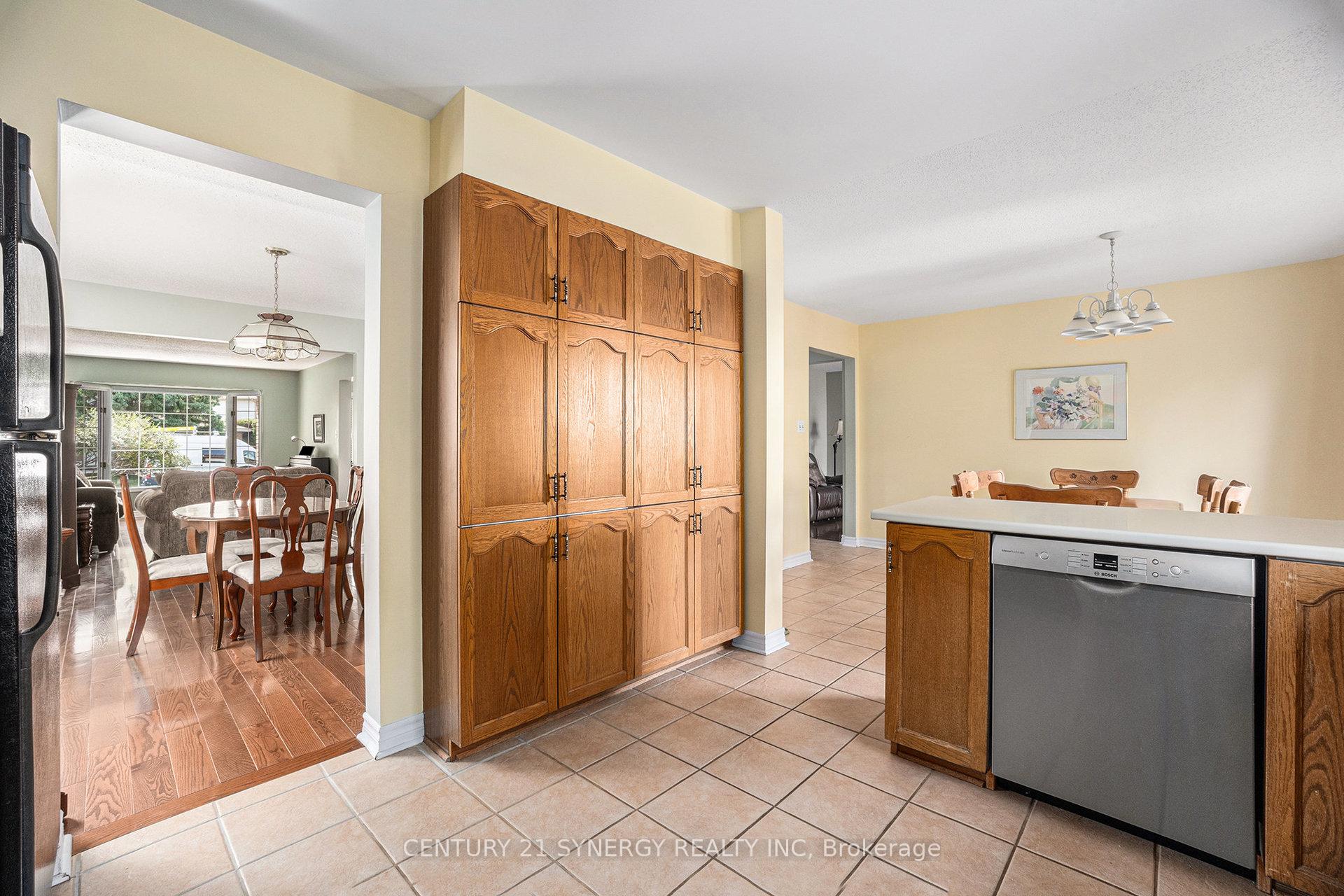 Photo 13 of 1730 Leduc Crescent, Ottawa, Fallingbrook/Pineridge — HOMEH