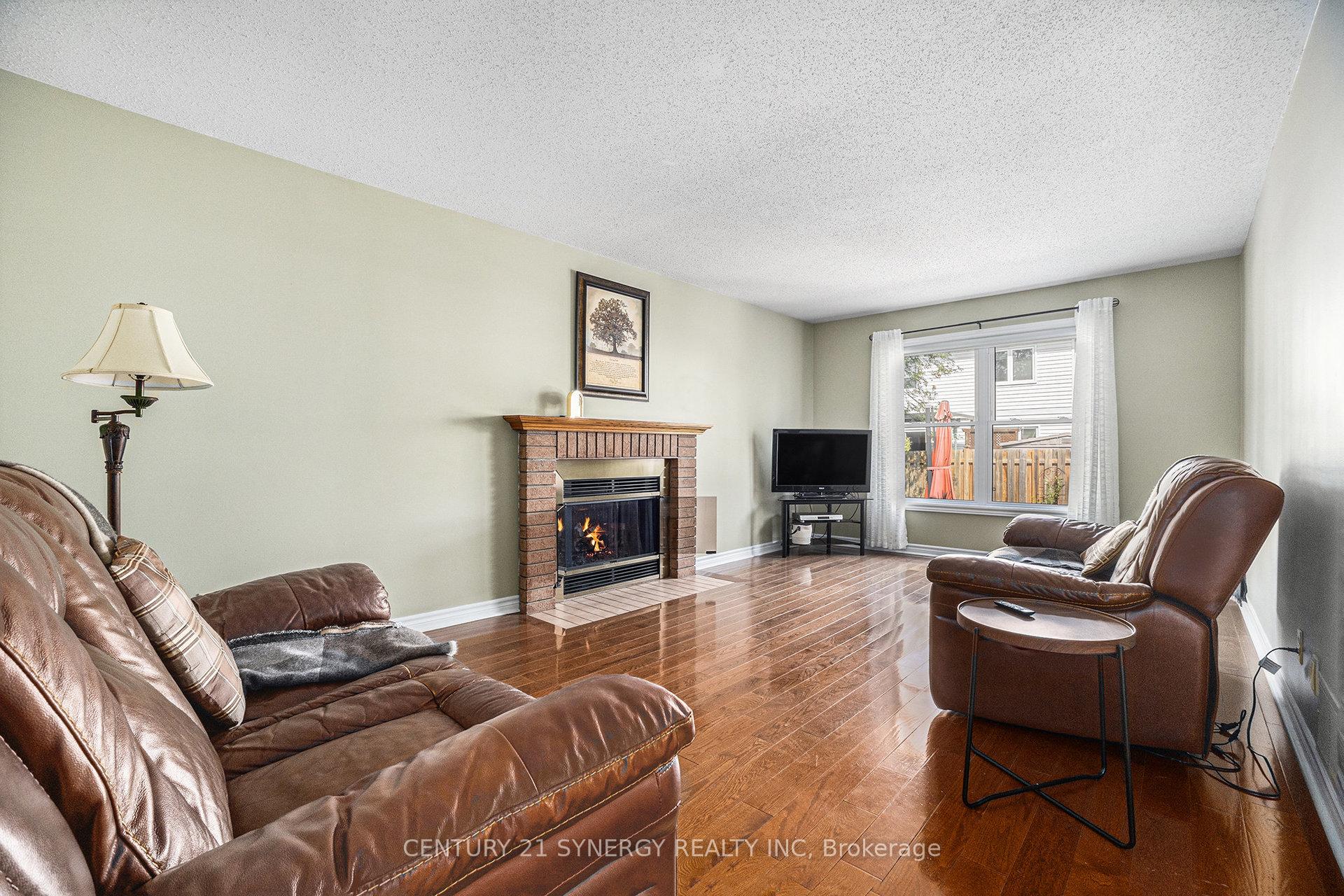 Photo 16 of 1730 Leduc Crescent, Ottawa, Fallingbrook/Pineridge — HOMEH
