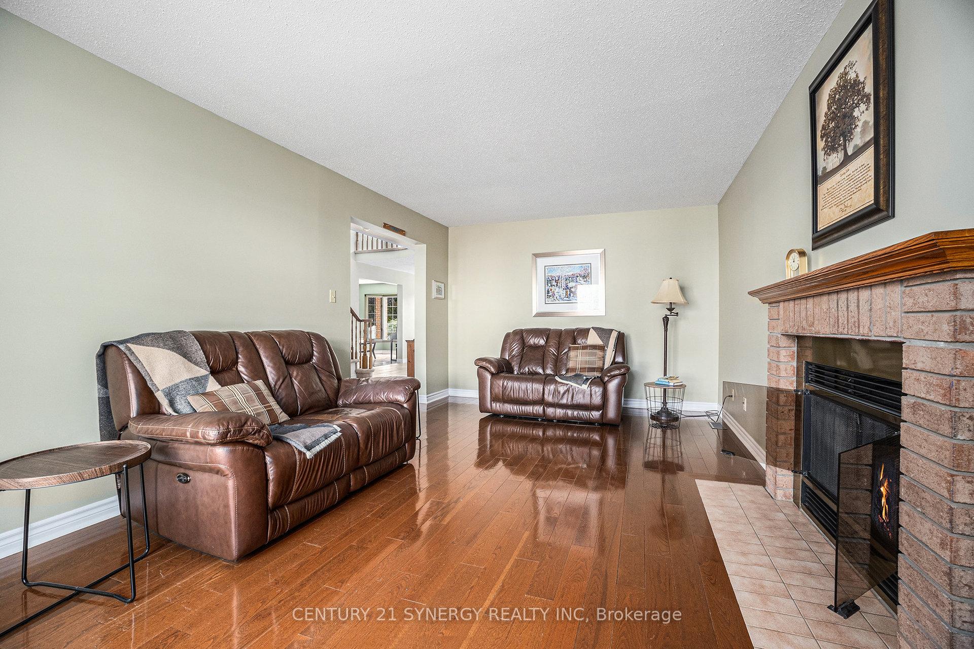 Photo 17 of 1730 Leduc Crescent, Ottawa, Fallingbrook/Pineridge — HOMEH