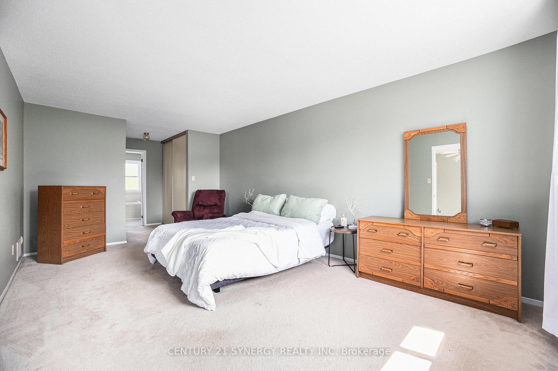 Photo 22 of 1730 Leduc Crescent, Ottawa, Fallingbrook/Pineridge — HOMEH
