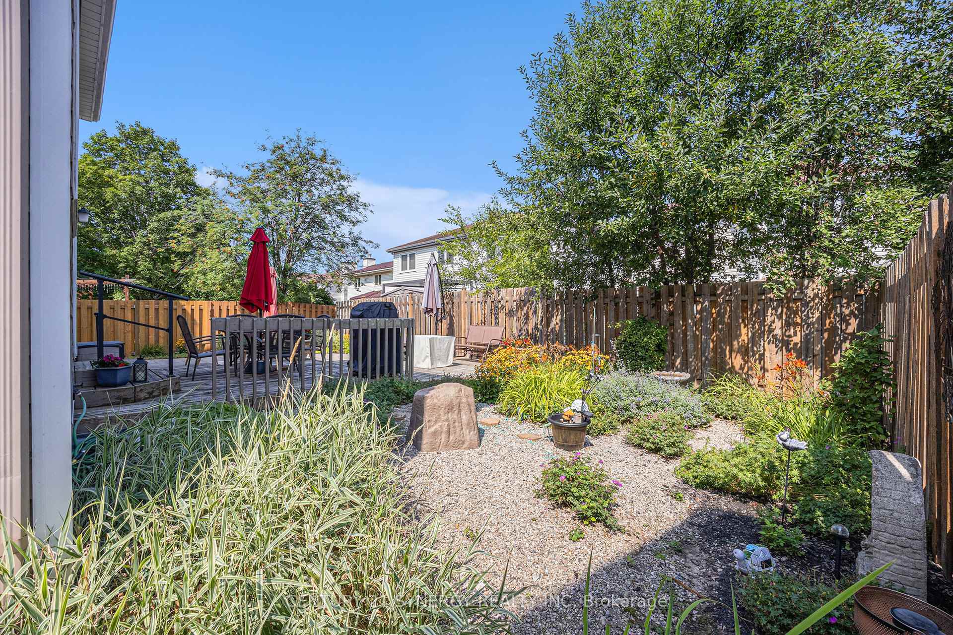 Photo 30 of 1730 Leduc Crescent, Ottawa, Fallingbrook/Pineridge — HOMEH