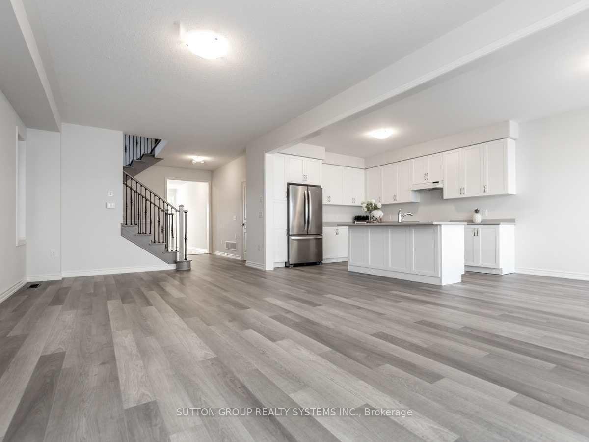 Photo 8 of 1439 Chretien Street, Milton, Ford — HOMEH
