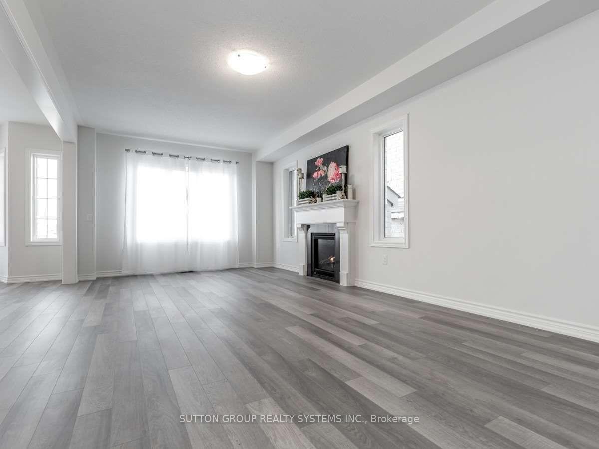 Photo 10 of 1439 Chretien Street, Milton, Ford — HOMEH