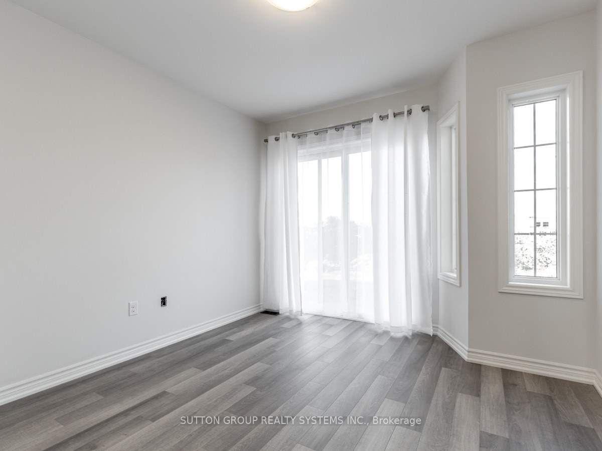 Photo 14 of 1439 Chretien Street, Milton, Ford — HOMEH