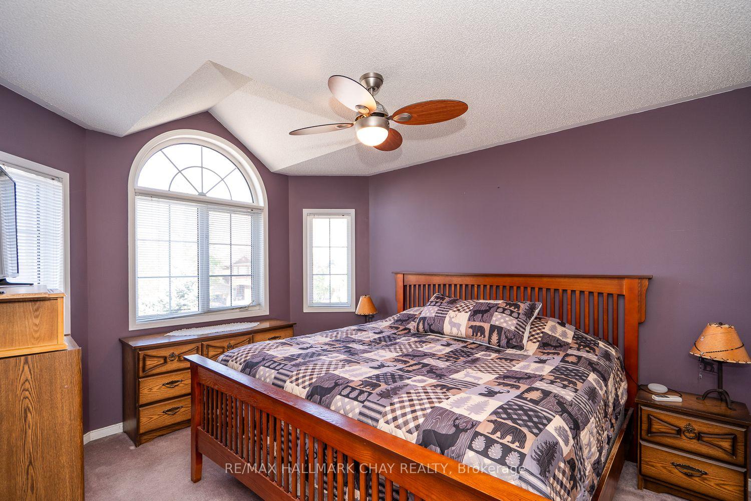 Photo 30 of 17 Henderson Crescent, New Tecumseth, Alliston — HOMEH