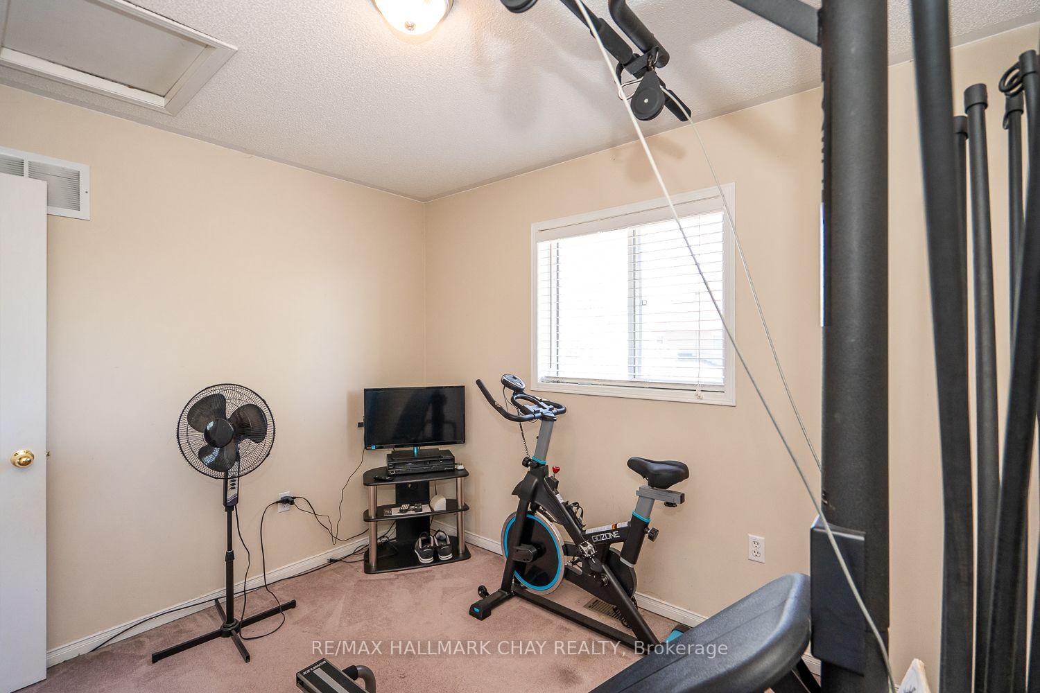 Photo 35 of 17 Henderson Crescent, New Tecumseth, Alliston — HOMEH