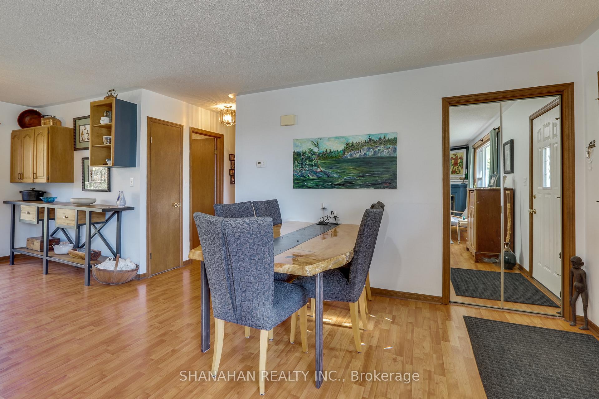 Photo 7 of 122 Duke Street, North Middlesex, Parkhill — HOMEH