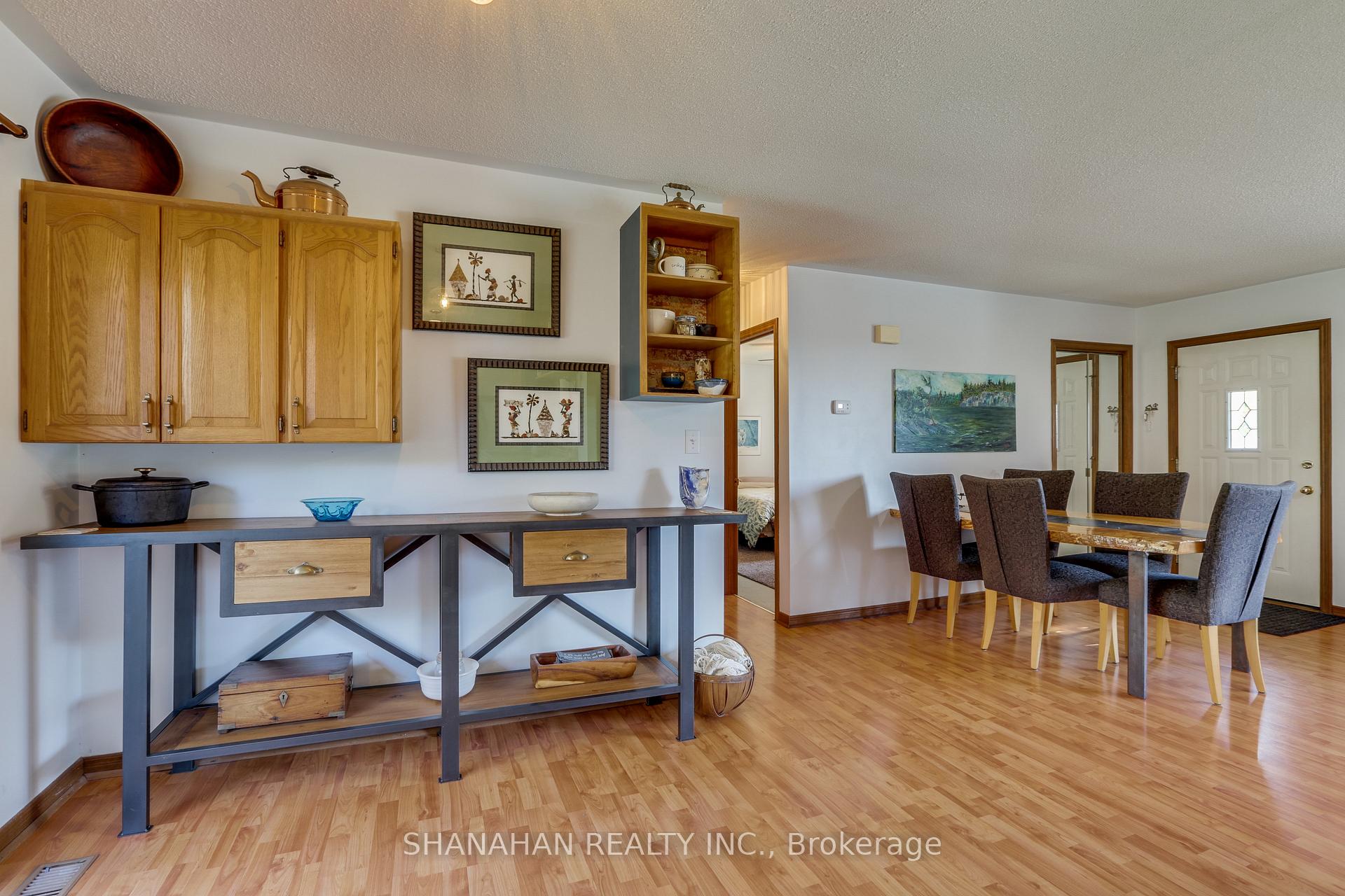 Photo 9 of 122 Duke Street, North Middlesex, Parkhill — HOMEH