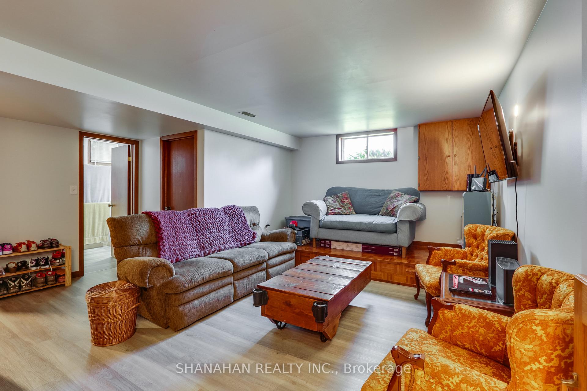 Photo 22 of 122 Duke Street, North Middlesex, Parkhill — HOMEH