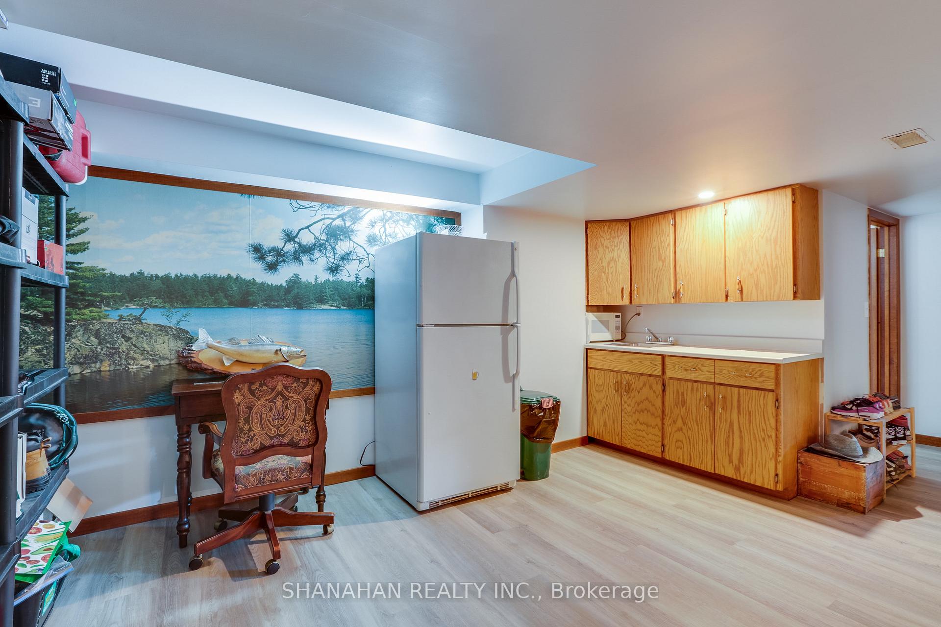 Photo 25 of 122 Duke Street, North Middlesex, Parkhill — HOMEH