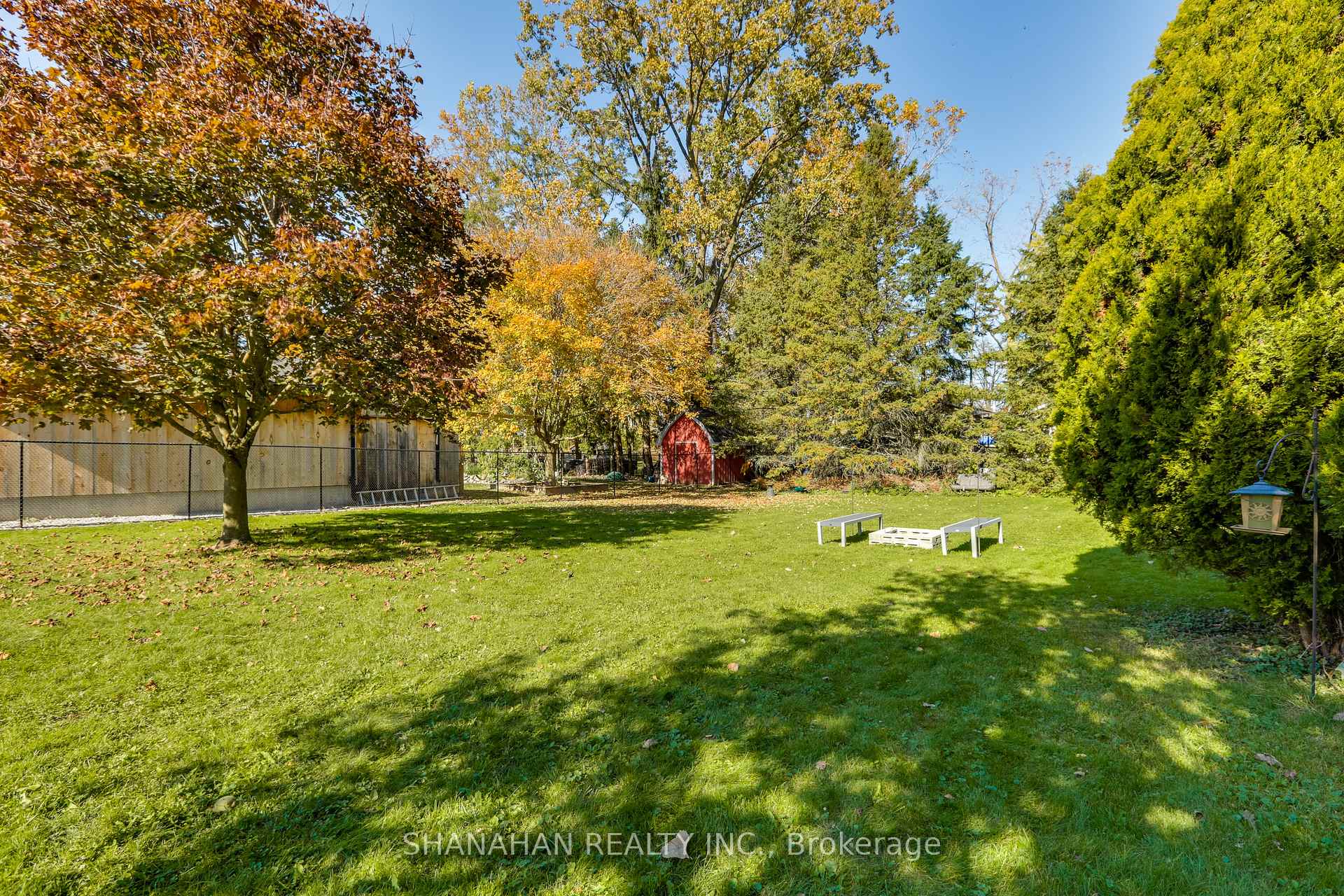 Photo 34 of 122 Duke Street, North Middlesex, Parkhill — HOMEH