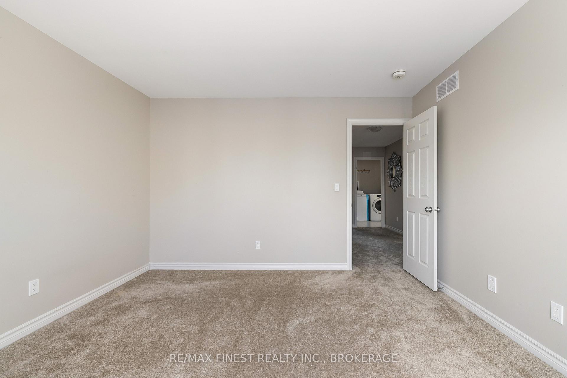 Photo 33 of 1239 Waterside Way, Kingston, Kingston East (Incl Barret Crt) — HOMEH