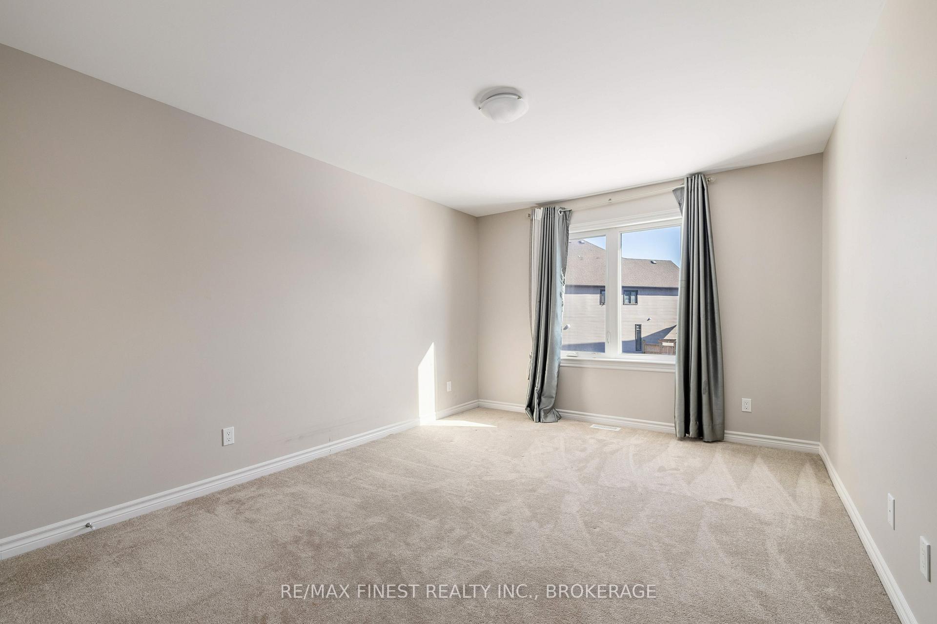 Photo 34 of 1239 Waterside Way, Kingston, Kingston East (Incl Barret Crt) — HOMEH