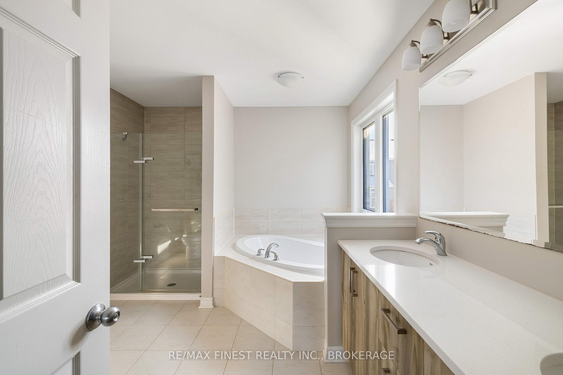 Photo 40 of 1239 Waterside Way, Kingston, Kingston East (Incl Barret Crt) — HOMEH