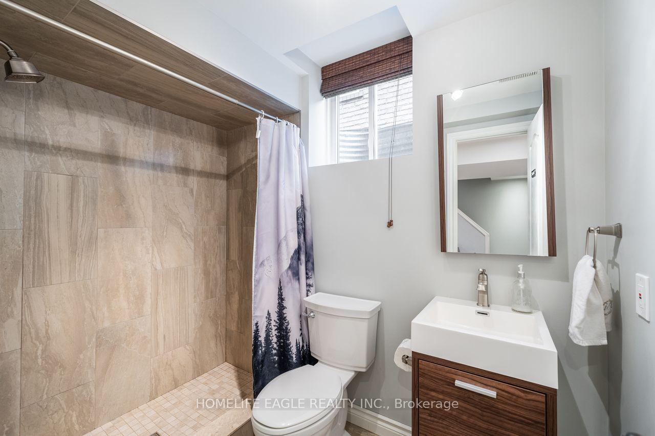 Photo 23 of 114 Surgeoner Crescent, Newmarket, Summerhill Estates — HOMEH
