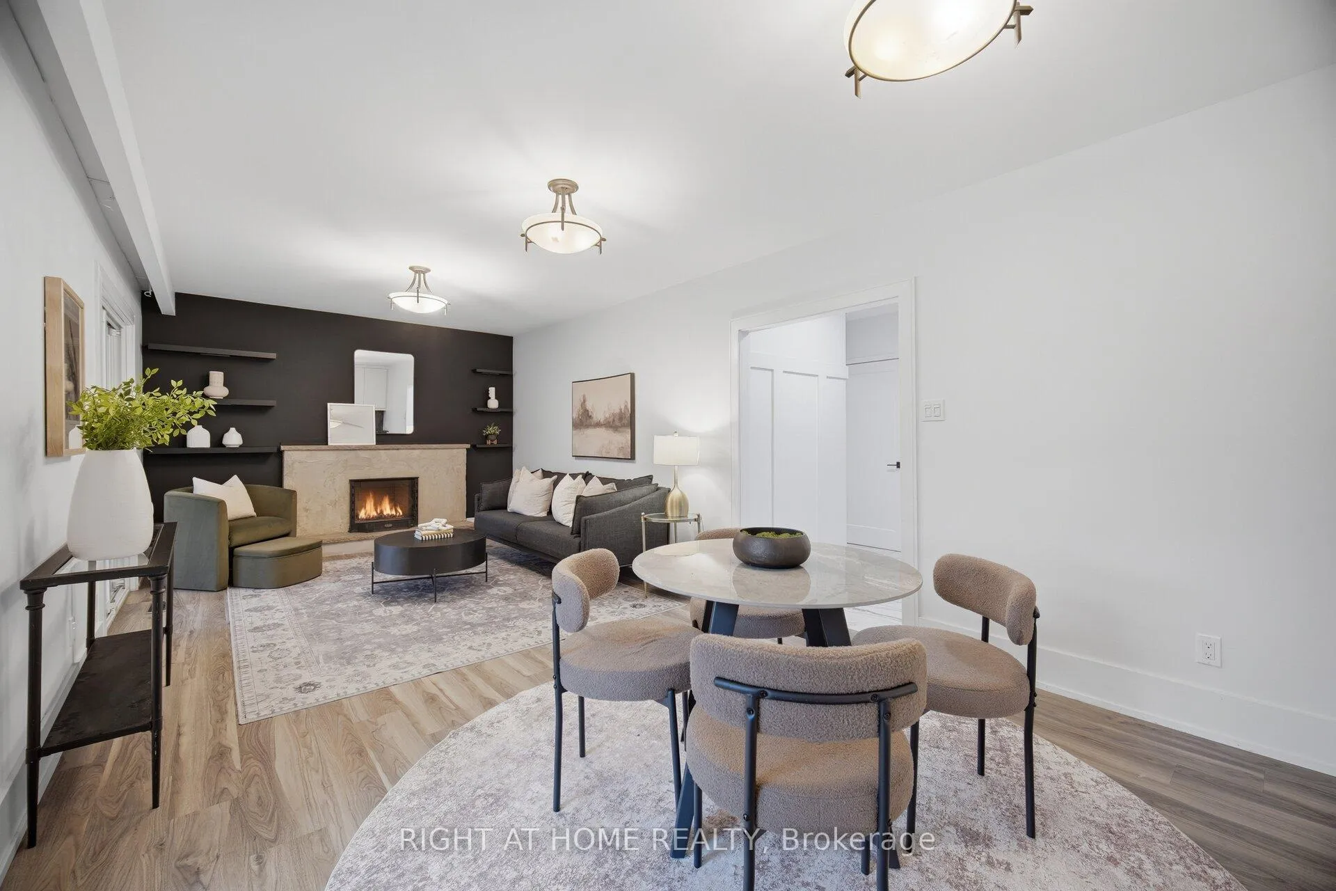 Photo 15 of 1492 Agnew Road, Mississauga, Clarkson — HOMEH
