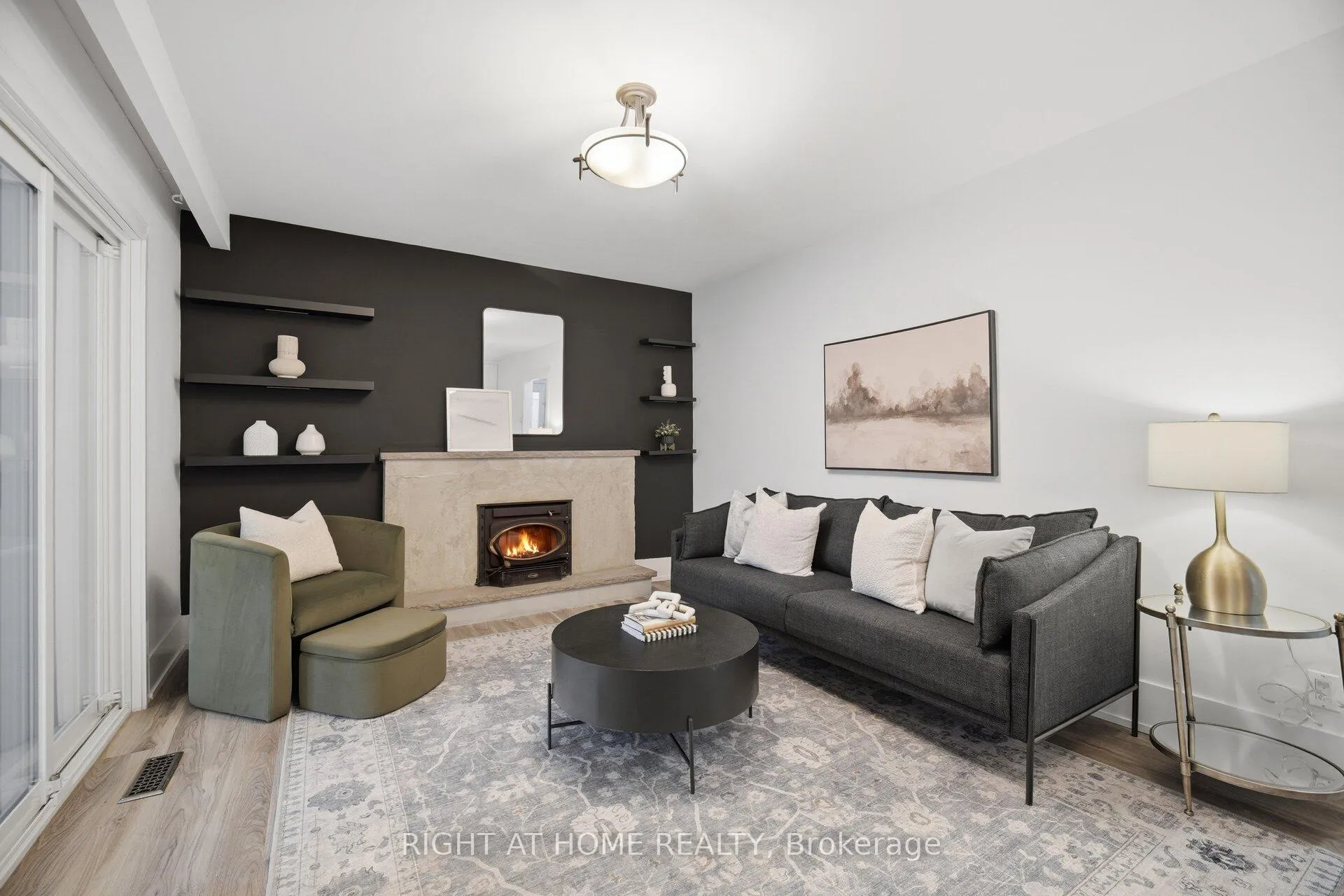 Photo 17 of 1492 Agnew Road, Mississauga, Clarkson — HOMEH