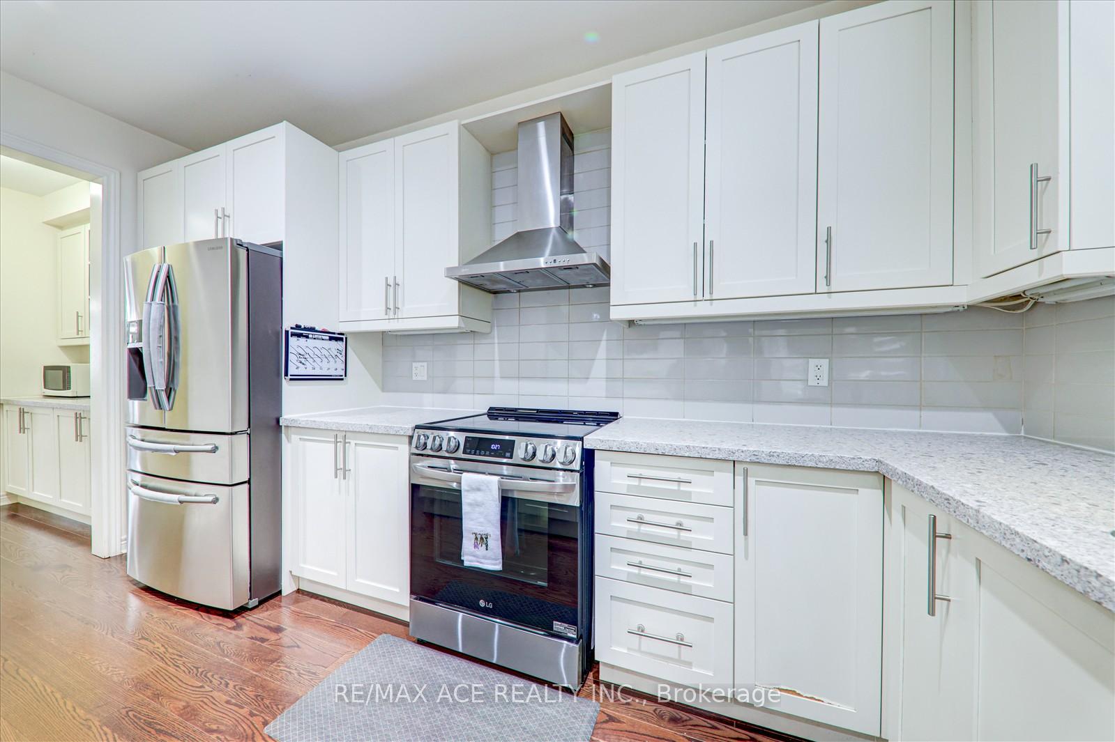Photo 11 of 5 Turner Drive, New Tecumseth, Tottenham — HOMEH