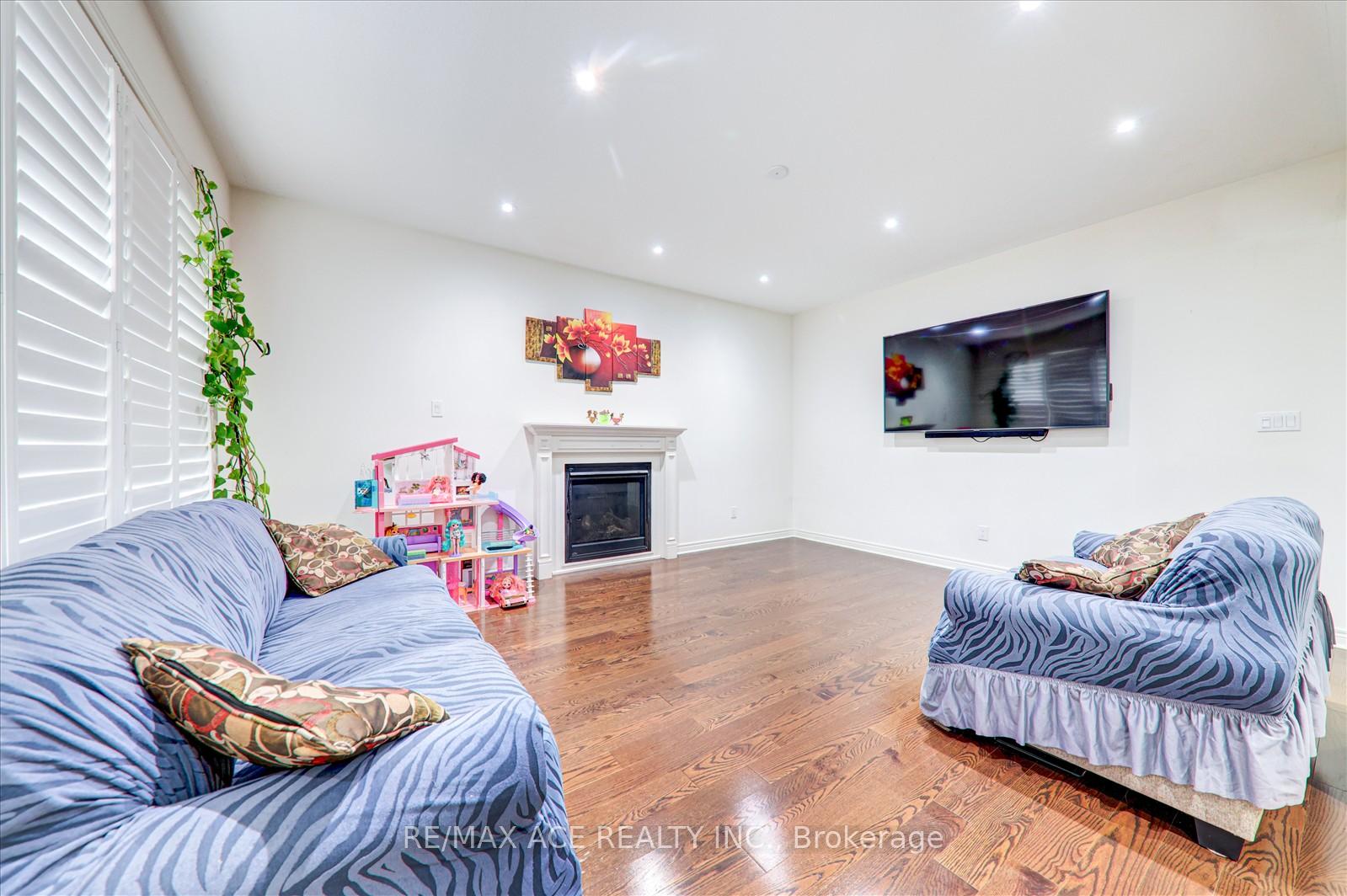 Photo 14 of 5 Turner Drive, New Tecumseth, Tottenham — HOMEH