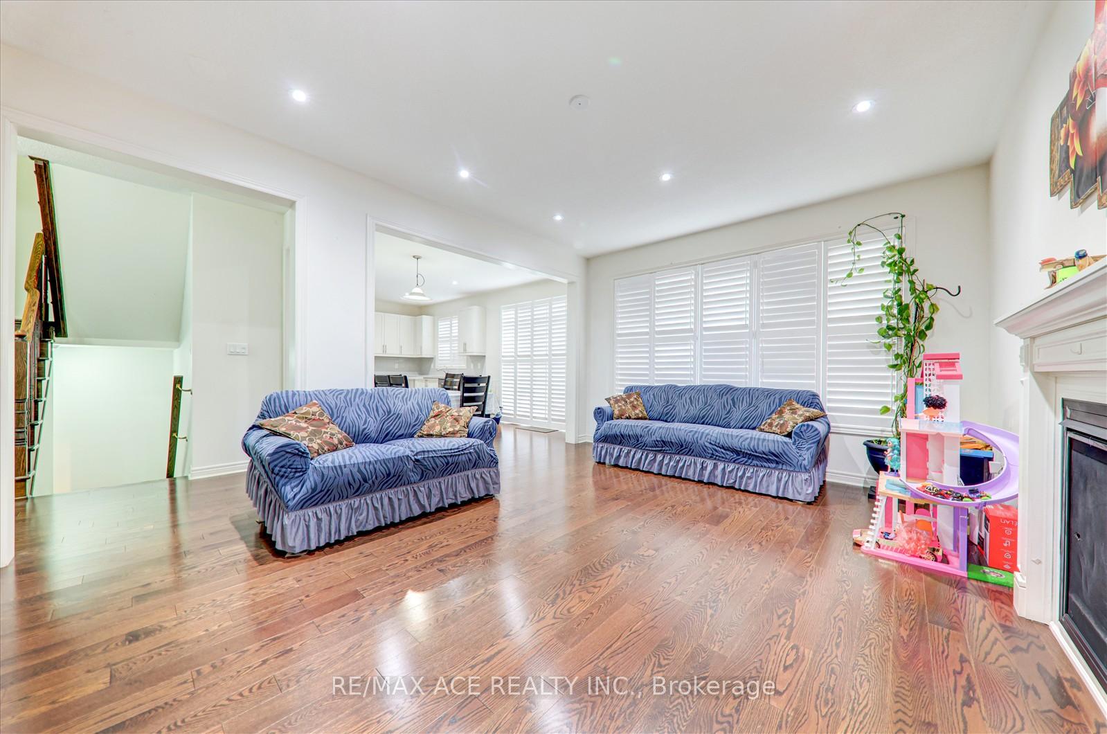 Photo 15 of 5 Turner Drive, New Tecumseth, Tottenham — HOMEH