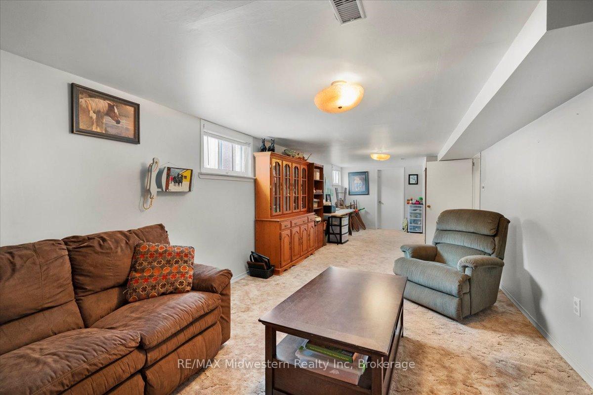 Photo 13 of 394 Clayton Street E, North Perth, Listowel — HOMEH