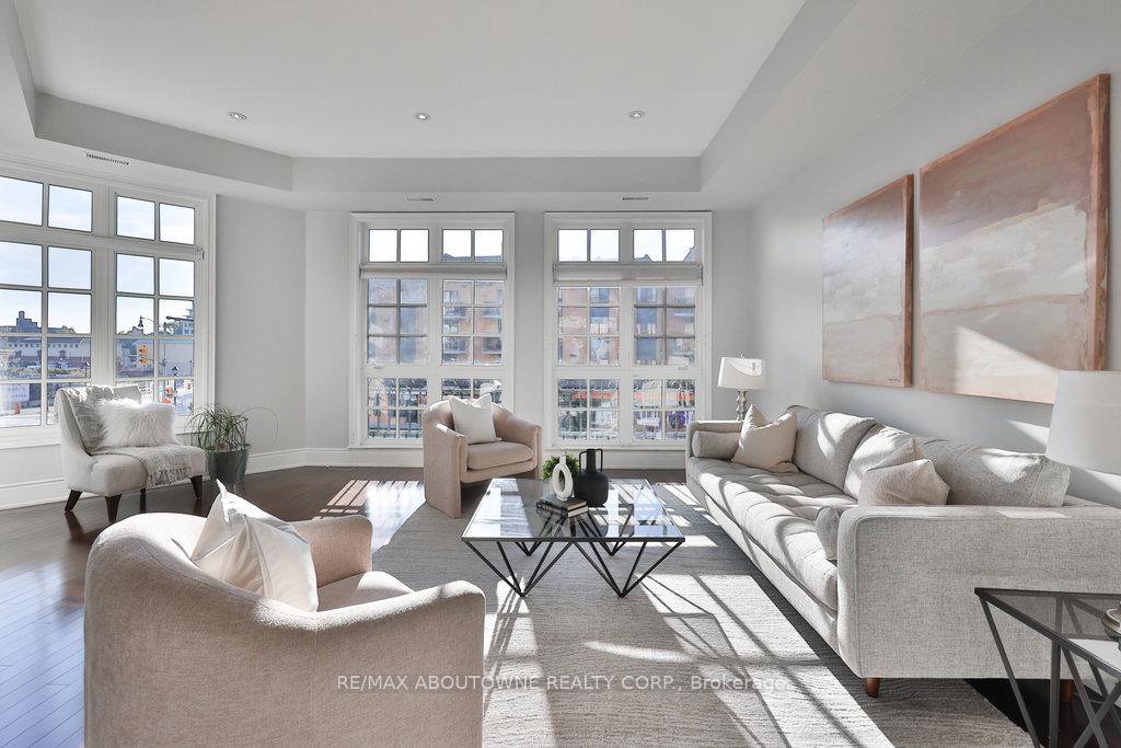 Photo 10 of Unit 8, 120 Bronte Road, Oakville, Bronte — HOMEH