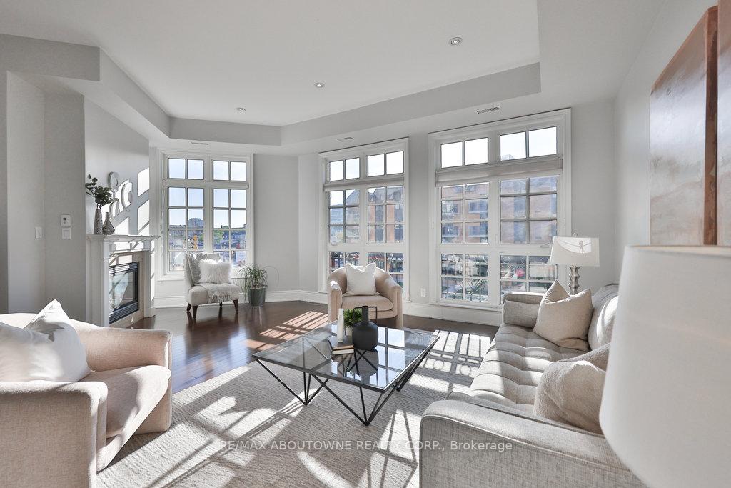 Photo 11 of Unit 8, 120 Bronte Road, Oakville, Bronte — HOMEH