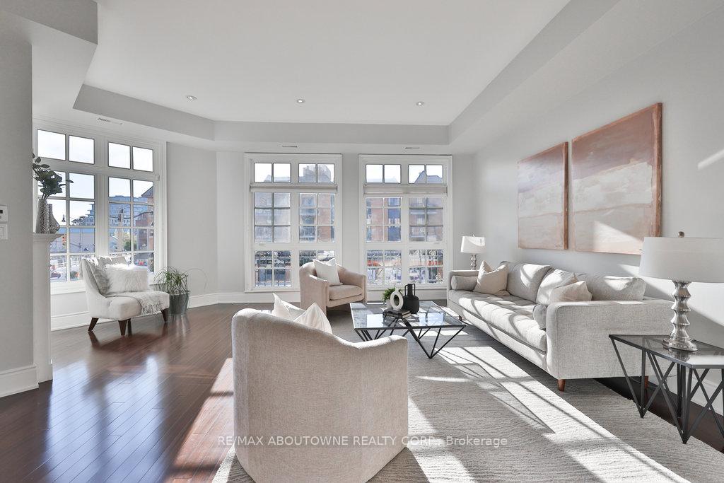 Photo 12 of Unit 8, 120 Bronte Road, Oakville, Bronte — HOMEH