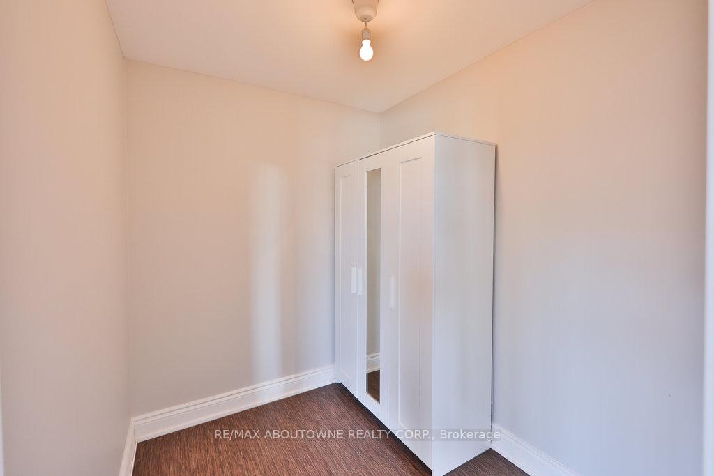 Photo 33 of Unit 8, 120 Bronte Road, Oakville, Bronte — HOMEH