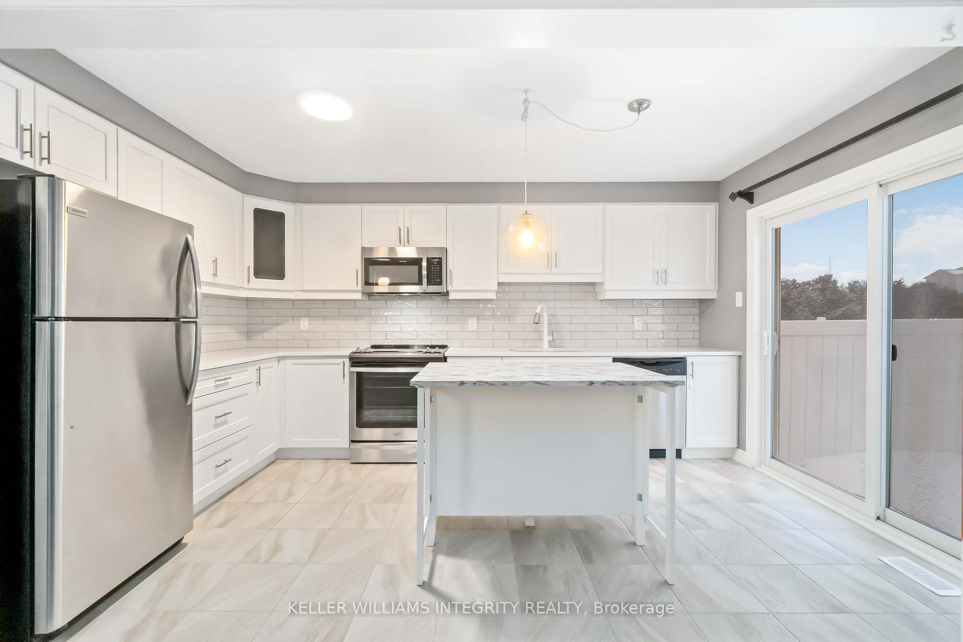 Photo 6 of 271 Willow Aster Circle, Ottawa, Avalon West — HOMEH