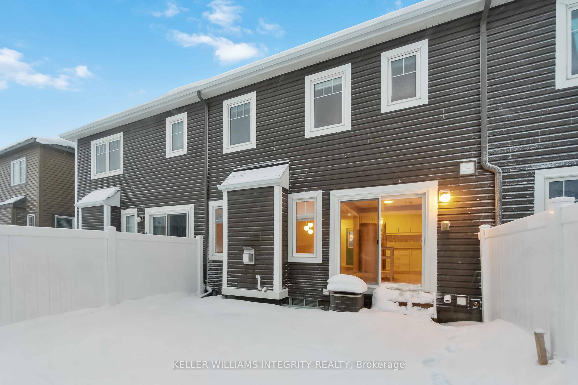 Photo 26 of 271 Willow Aster Circle, Ottawa, Avalon West — HOMEH