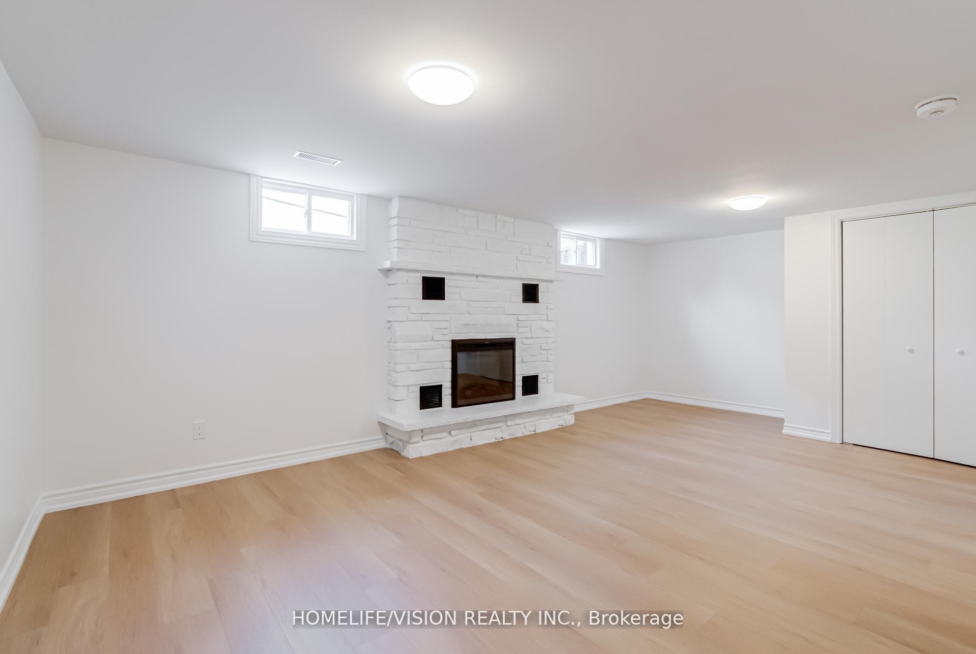 Photo 8 of 74 Cabot Street, Oshawa, Vanier — HOMEH