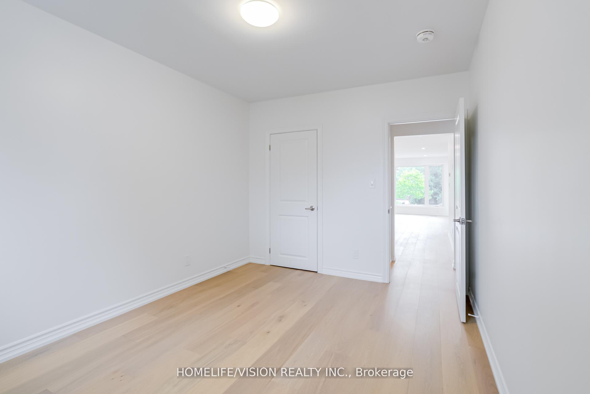 Photo 12 of 74 Cabot Street, Oshawa, Vanier — HOMEH