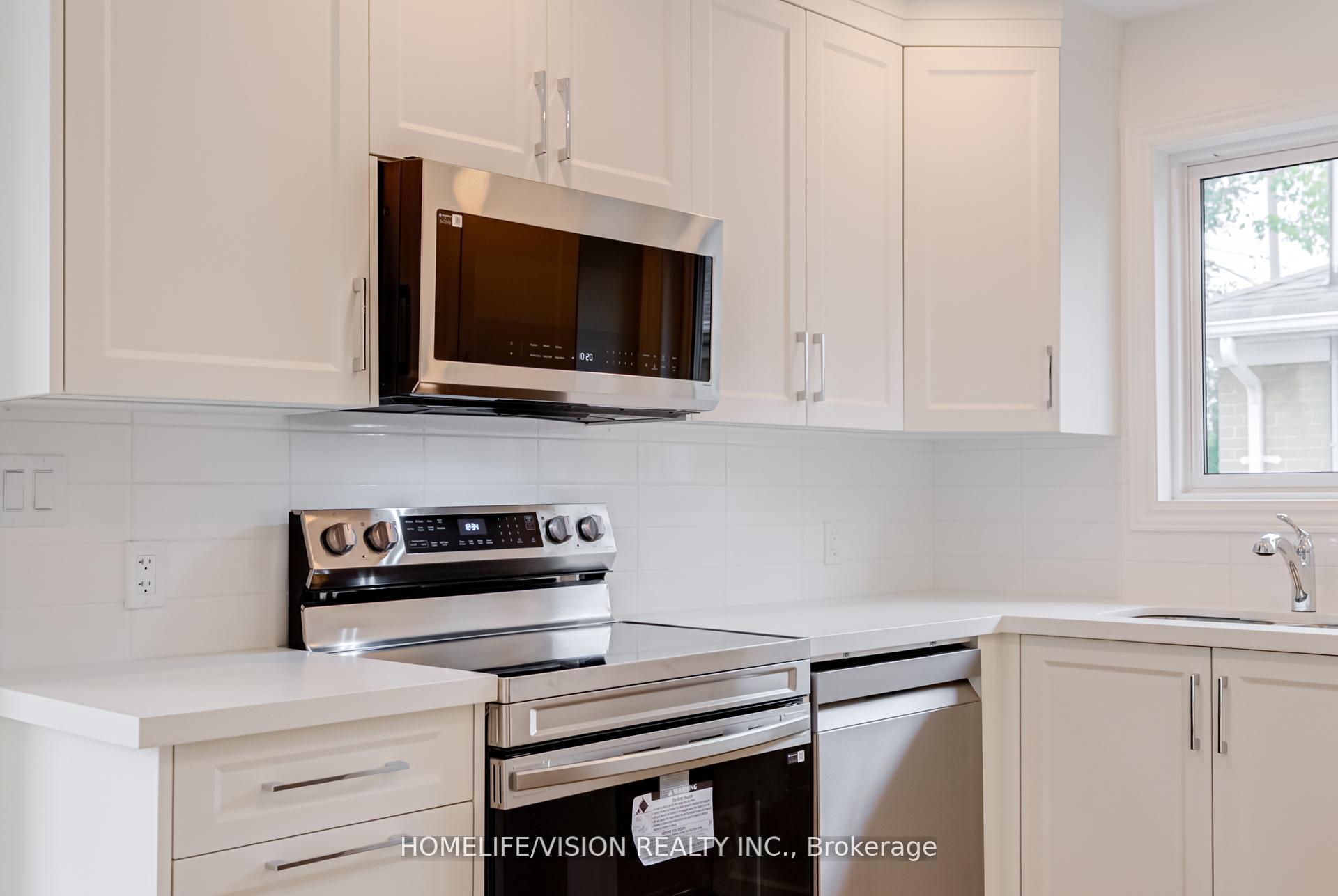 Photo 19 of 74 Cabot Street, Oshawa, Vanier — HOMEH