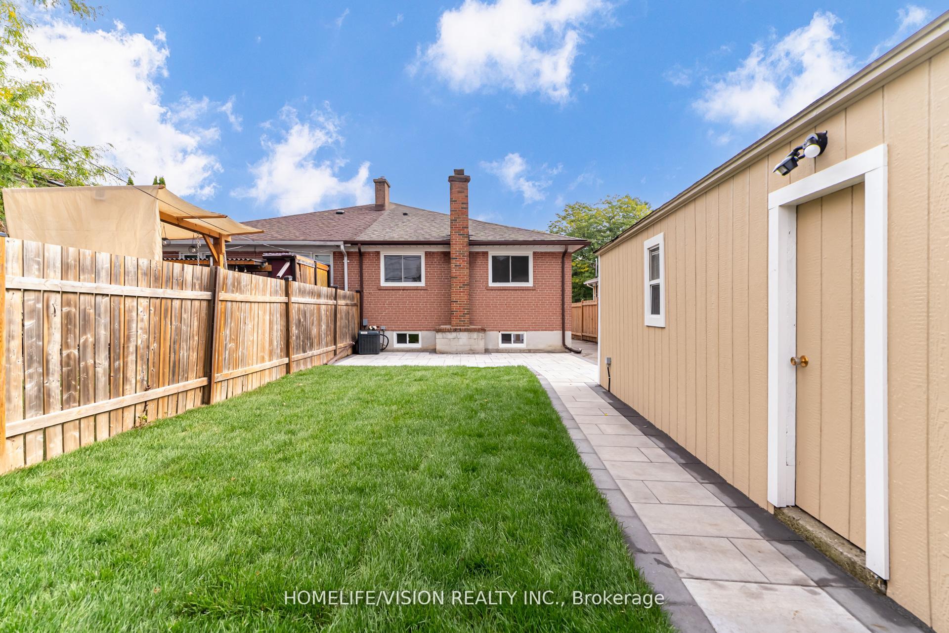 Photo 31 of 74 Cabot Street, Oshawa, Vanier — HOMEH