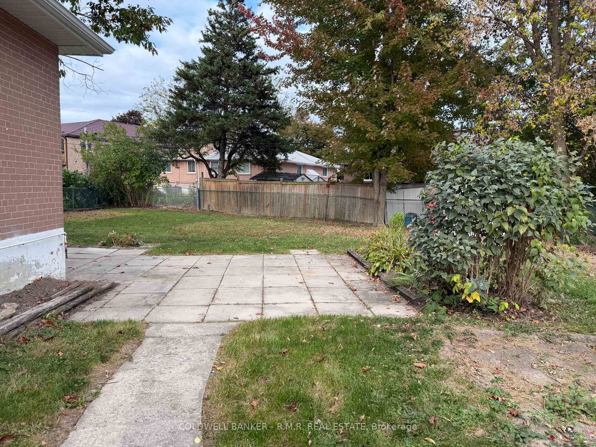 Photo 29 of 275 Silverbirch Drive, Newmarket, Bristol-London — HOMEH