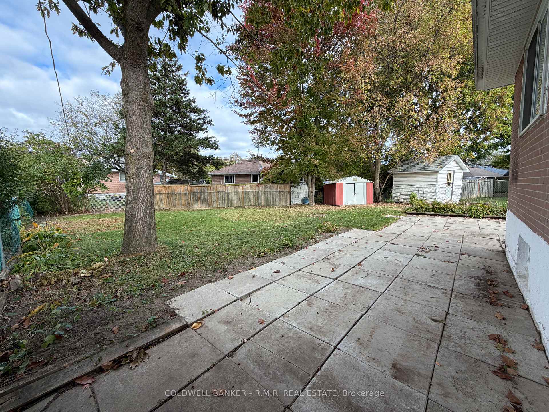 Photo 32 of 275 Silverbirch Drive, Newmarket, Bristol-London — HOMEH
