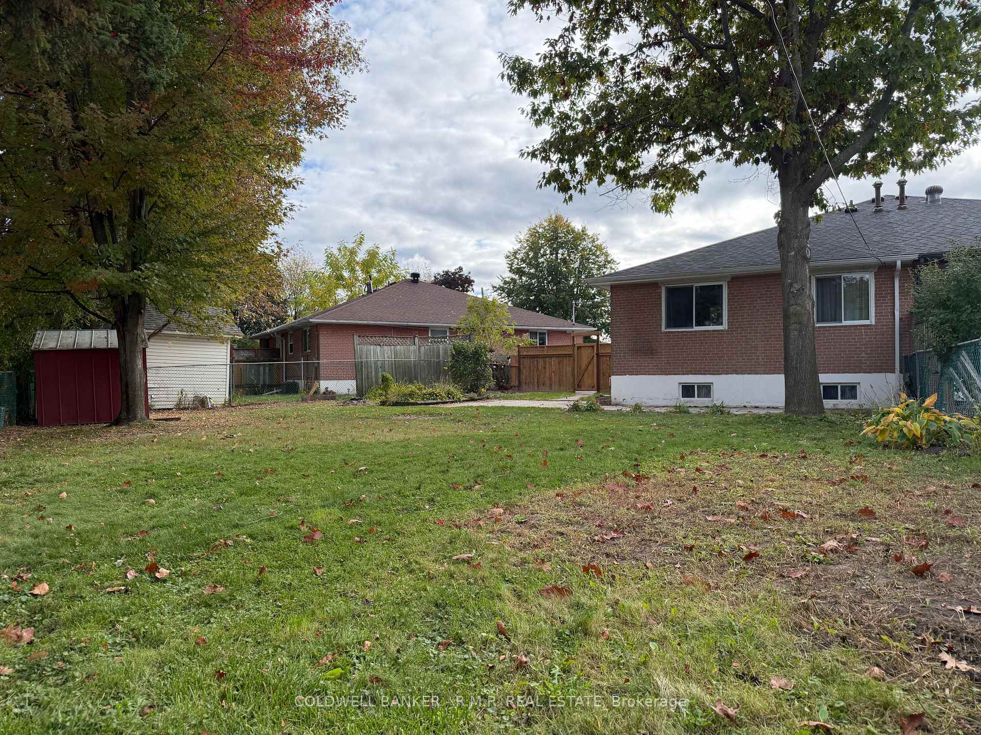 Photo 33 of 275 Silverbirch Drive, Newmarket, Bristol-London — HOMEH