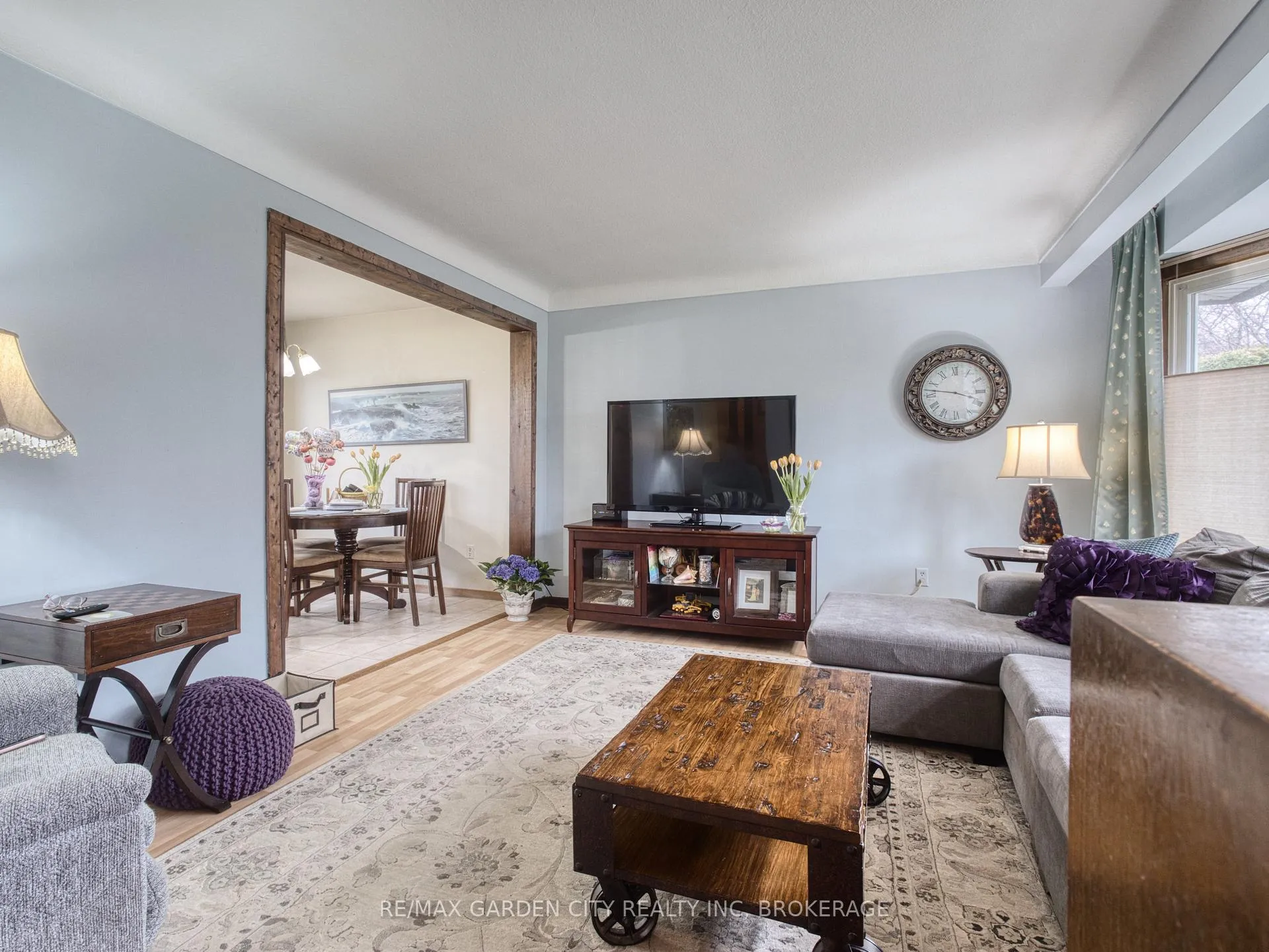 Photo 6 of 102 Meredith Drive, St. Catharines, Carlton/Bunting — HOMEH
