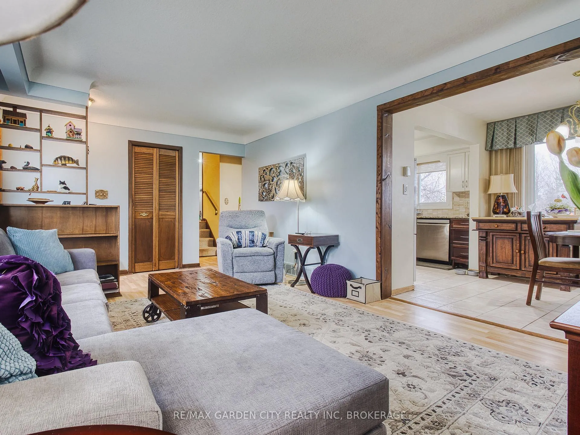 Photo 9 of 102 Meredith Drive, St. Catharines, Carlton/Bunting — HOMEH