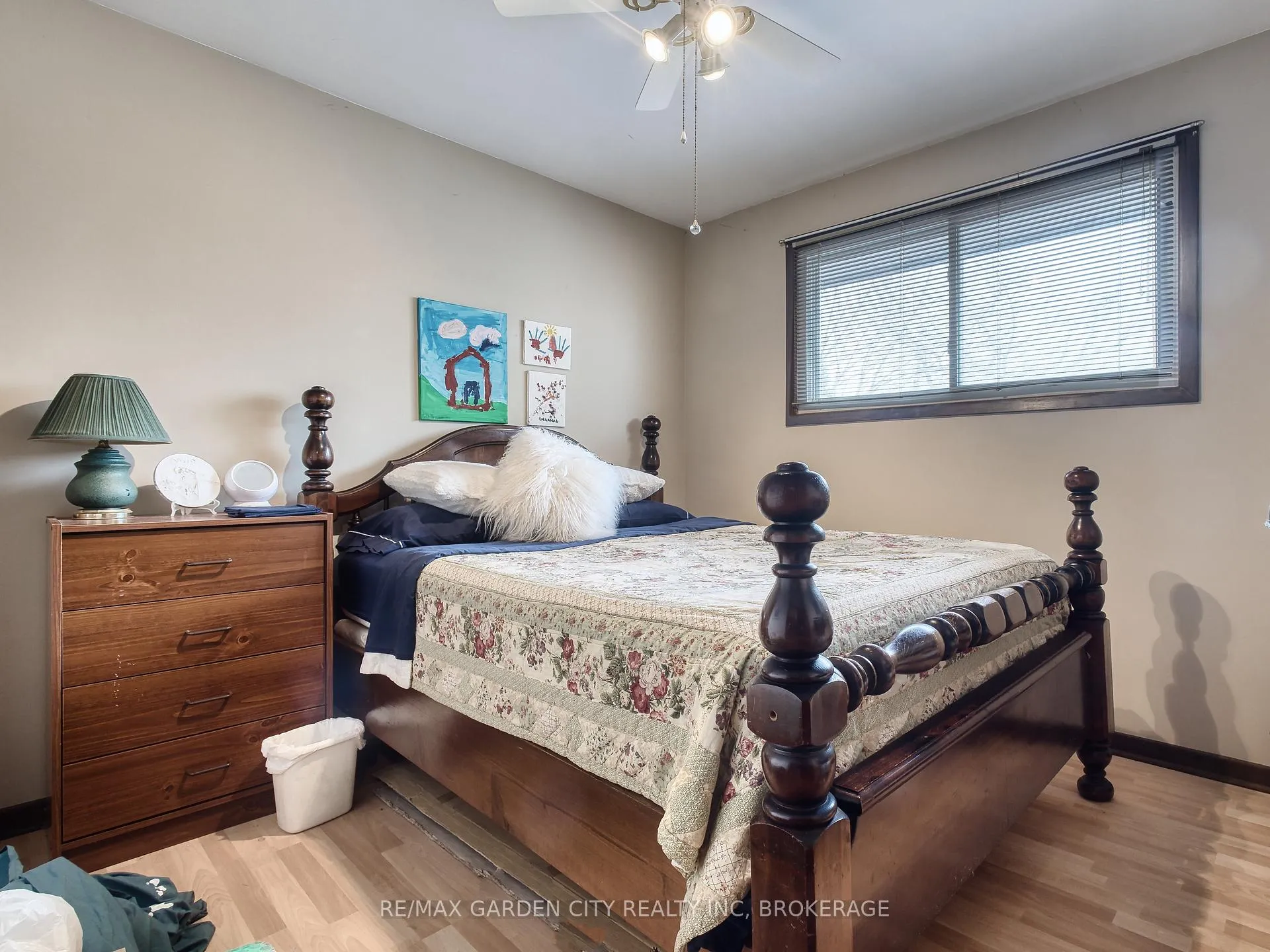 Photo 21 of 102 Meredith Drive, St. Catharines, Carlton/Bunting — HOMEH