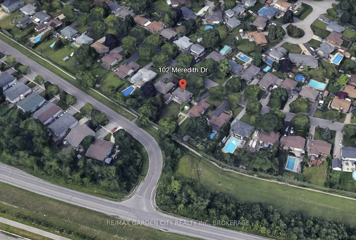 Photo 34 of 102 Meredith Drive, St. Catharines, Carlton/Bunting — HOMEH