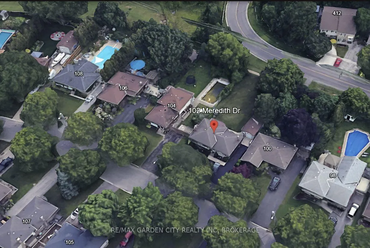 Photo 35 of 102 Meredith Drive, St. Catharines, Carlton/Bunting — HOMEH