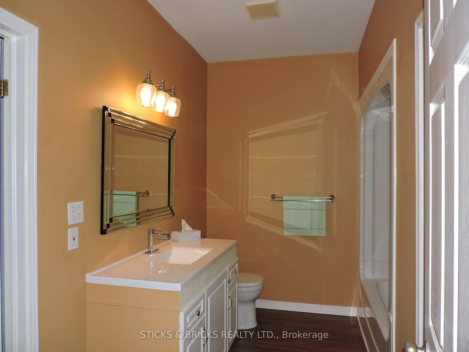 Photo 15 of Unit 27, 5070 Drummond Road, Niagara Falls, Cherrywood — HOMEH