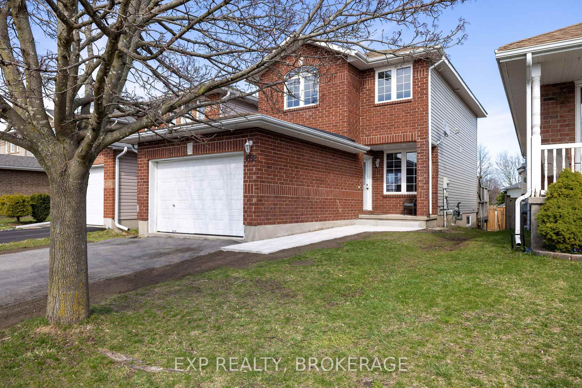 Photo 3 of 1892 Berrywood Crescent, Kingston, City Northwest — HOMEH